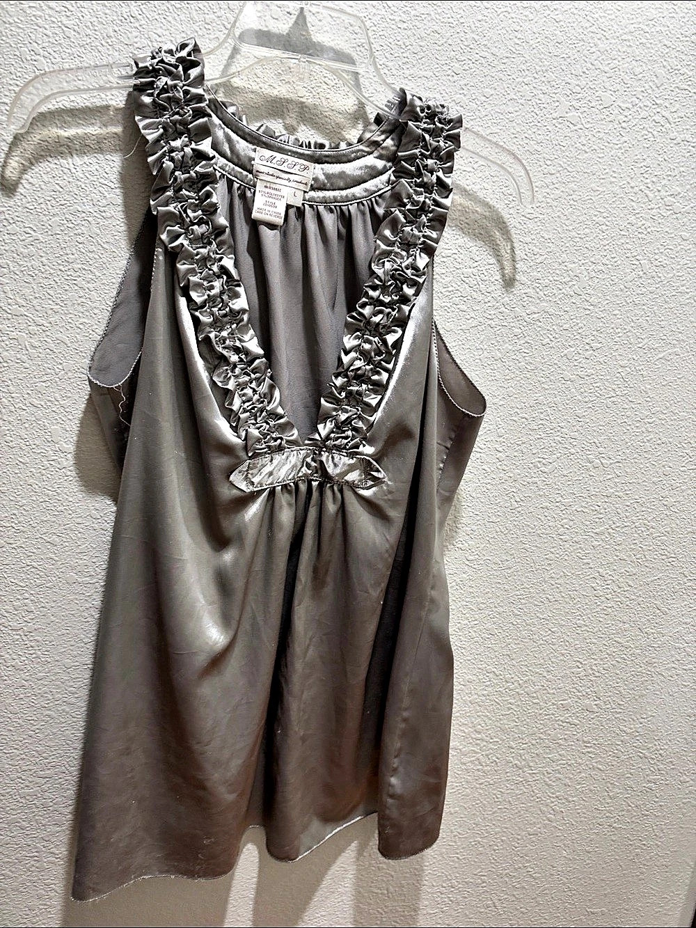 M.S.P.P. (Max Studio Specialty Products) M.S.P.P. Pueter Gray Ruffle Neck Silky